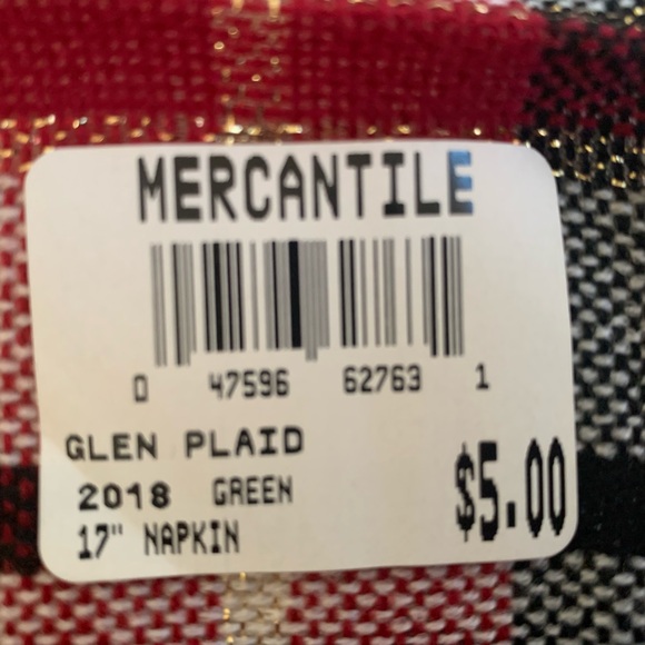 NWT Bardwil 6-Piece Set: Fabric Napkins, Plaid Green/Red/Gold Metallic 17x17” - Picture 3 of 8